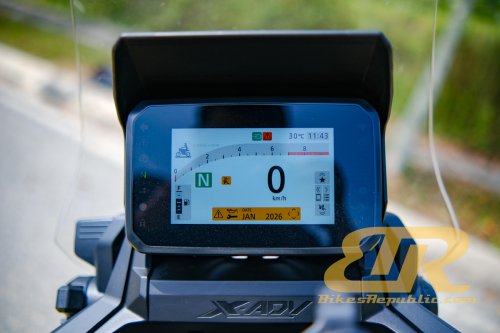 HONDA X-ADV – 2026 ADVENTURE SCOOTER OF THE YEAR (ABOVE 500cc)