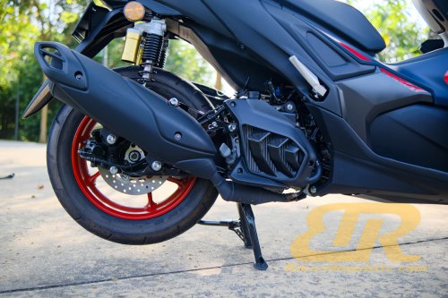 YAMAHA NVX – Skuter Terbaik 2026