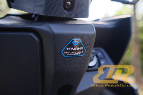 YAMAHA NVX – Skuter Terbaik 2026