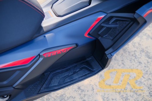 YAMAHA NVX – Skuter Terbaik 2026