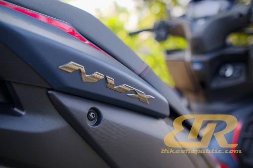 YAMAHA NVX – Skuter Terbaik 2026