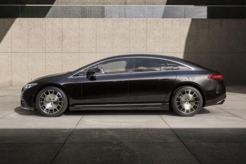 Mercedes upgrades EQS to 800-volt architecture