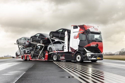 Dansk Auto Logik uses eActros 600 as car transporter