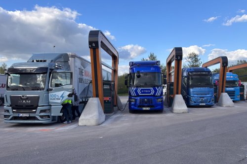 Four electric trucks test Milence corridor from Paris to Berlin