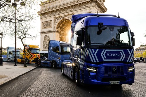 Four electric trucks test Milence corridor from Paris to Berlin