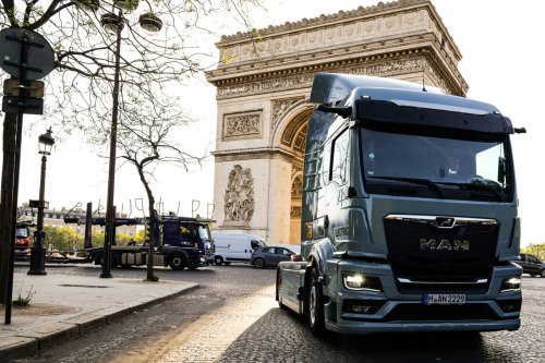 Four electric trucks test Milence corridor from Paris to Berlin