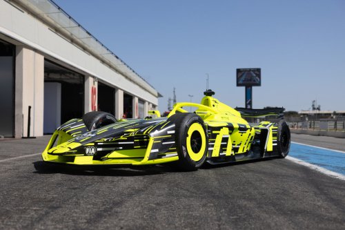 Opel names first Formula E car GSE 27FE