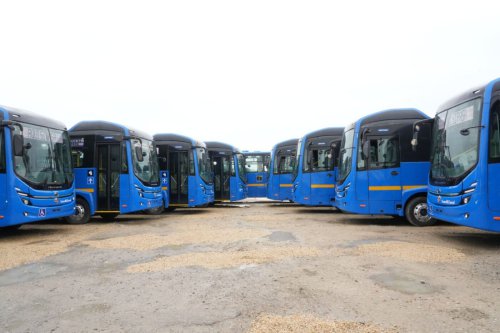 Bogotá receives first locally produced electric buses