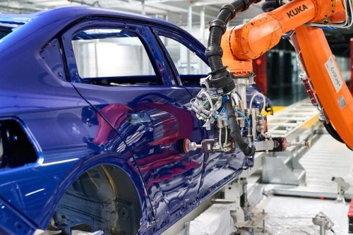 BMW to launch series production of the i3 in August