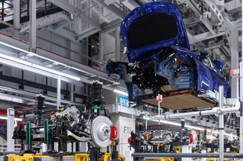 BMW to launch series production of the i3 in August