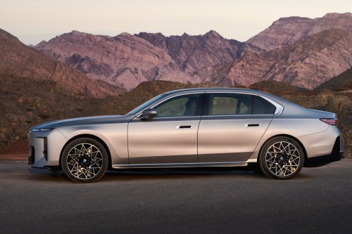 BMW Integrates Neue Klasse technologies into the i7