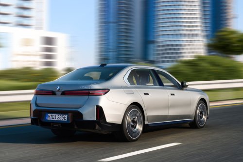 BMW Integrates Neue Klasse technologies into the i7