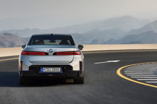 BMW Integrates Neue Klasse technologies into the i7