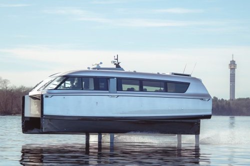 Candela unveils electric hydrofoil P-12 Business
