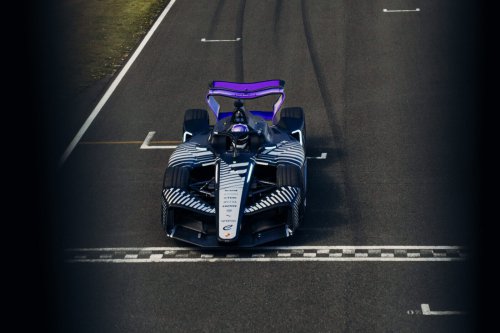 Porsche unveils future Formula E racing car: the 975 RSE