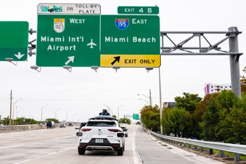 Waymo opens in Miami and Orlando for all customers