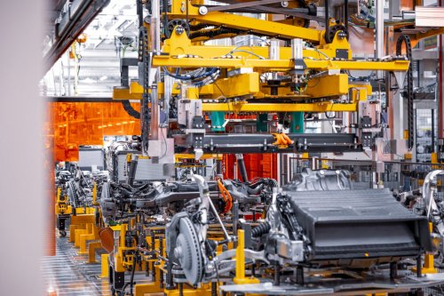 Mercedes ramps up GLC production