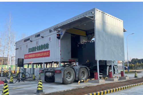 Battery, China opens first truck battery swap station using Bosch BaaS