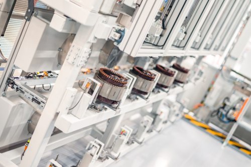 Bosch secures major order from Mercedes-Benz for electric motors