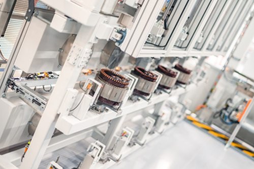 Bosch secures major order from Mercedes-Benz for electric motors