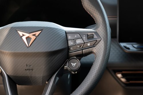 First drive in the new Cupra Born: more than just a compact electric sports model?
