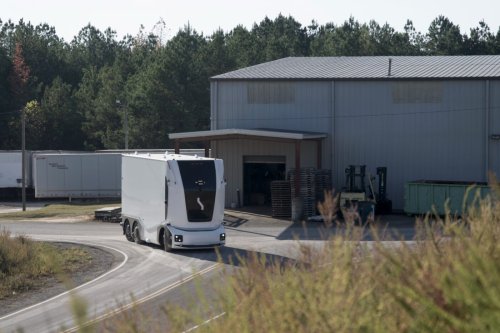Einride and EASE logistics plan pilot project for autonomous trucks in Ohio
