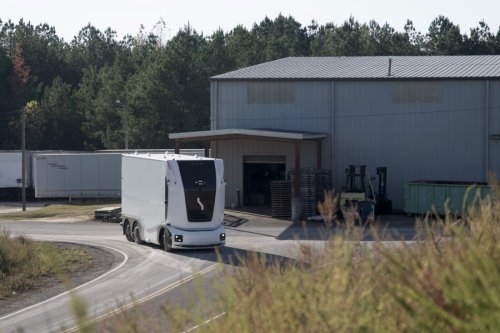 Einride and EASE logistics plan pilot project for autonomous trucks in Ohio
