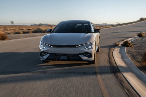 USA: Kia cuts EV6 prices and adds Plug & Charge for 2026