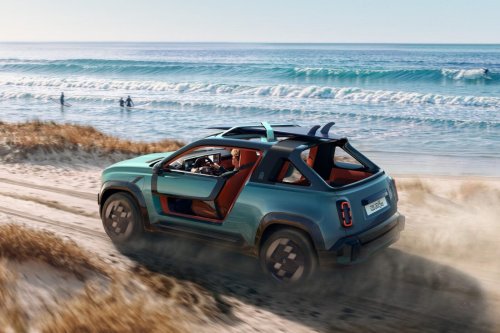 Renault presents R4 concept inspired by beach buggies and pick-ups