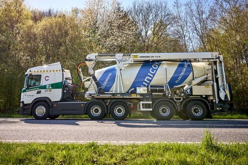 Scania demonstrates fully electric concrete transport solution
