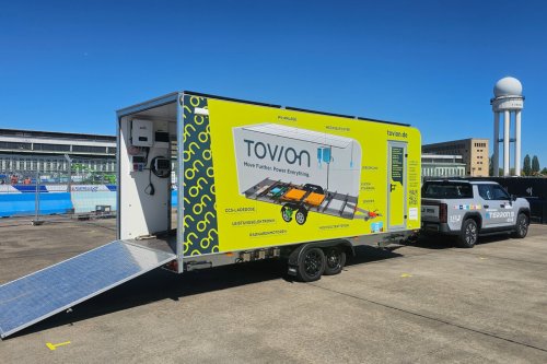 Tovion unveils passenger trailer with integrated electric drive