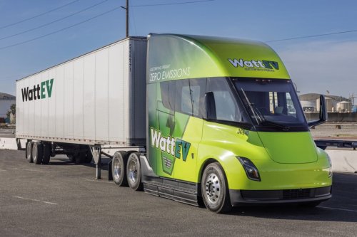 WattEV orders 370 Tesla Semi trucks for operations in California