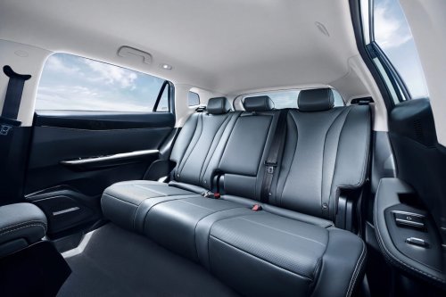 Vietnam: VinFast unveils second-generation VF 8