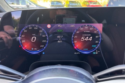 Mercedes VLE first drive: Luxury electric travel with 800-volt technology and open windows