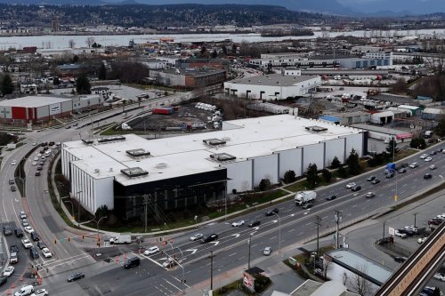 Moment Energy opens new second-life facility in Vancouver