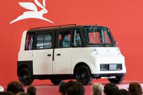 Mexico unveils its first electric car