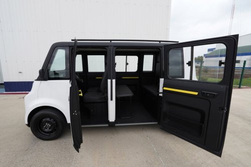 Mexico unveils its first electric car