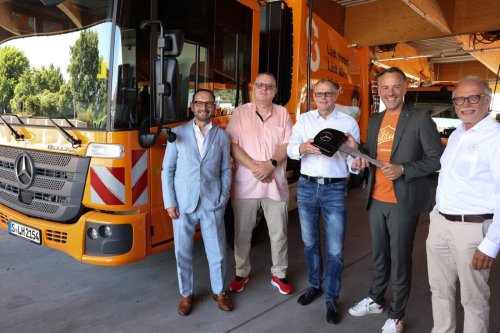 Stuttgart welcomes four electric bin lorries