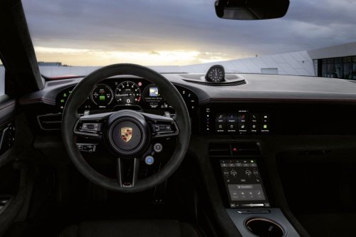 Porsche’s new Taycan model year gets simulated gearshift – for an additional charge