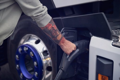 Renault, Renault Trucks extends E-Tech T range to 660 km