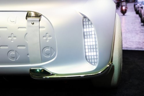 Small, electric, and quick to charge: Smart’s bid to reinvent the two-seater
