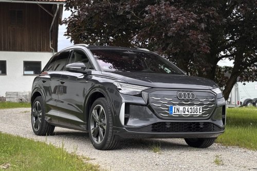 First Drive in the New Audi Q4 e-tron: Does the Facelift Measure Up Against Its Own Relatives?