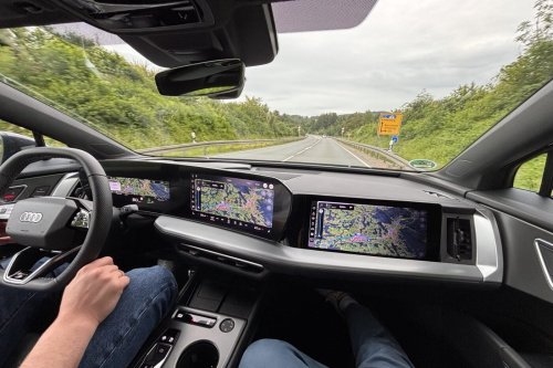 Audi, Audi Q4 e-tron, Audi e-tron, First Drive in the New Audi Q4 e-tron: Does the Facelift Measure Up Against Its Own Relatives?