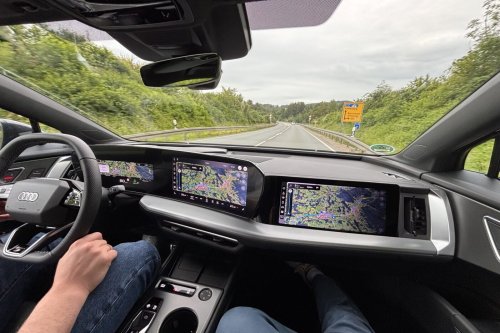 Audi, Audi Q4 e-tron, Audi e-tron, First Drive in the New Audi Q4 e-tron: Does the Facelift Measure Up Against Its Own Relatives?