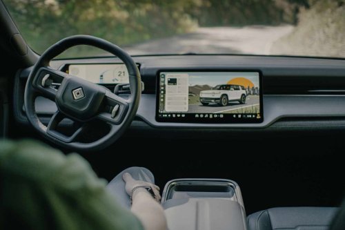 Rivian, Rivian starts series production of the R2