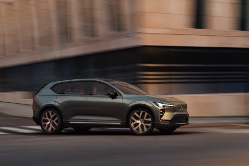 Volvo opens orders for electric EX60 in Canada