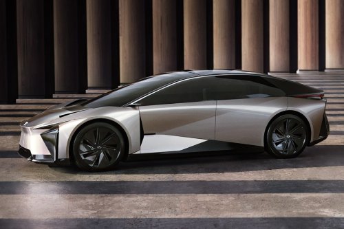 Toyota reportedly pauses plans for electric Lexus saloon