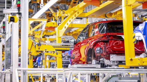 Mercedes-Benz, Mercedes-Benz Promises To 'Protect' Its U.S. Business Following Senate Approval Of Bill That Would Kick It Out