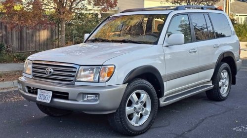 Mitsubishi Delica, Toyota HiAce, Jeep XJ Cherokee: The Dopest Cars I Found For Sale Online