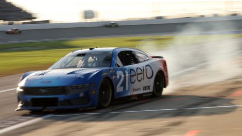 NASCAR Cup Cars Have No Speedometer, So Here's How They Stay Safe In The Pits